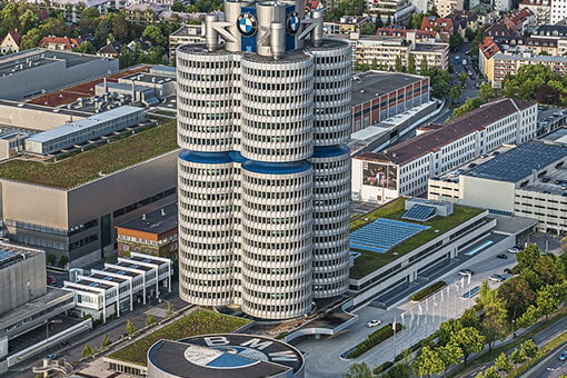 Gebäude BMW Vierzylinder München 